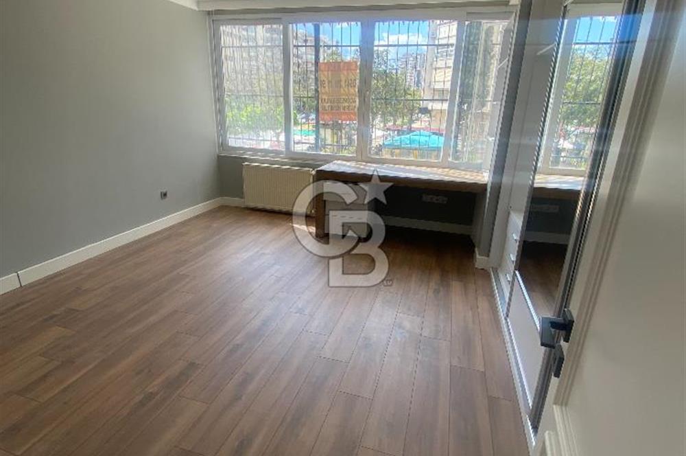 Turgut Özal Bulvarı'nda Satılık 4+1 Lüks Rezidans Dairesi