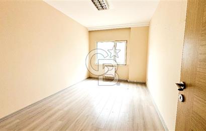 MALTEPE METRO DURAĞI VE E5'E ÇOK YAKIN KİRALIK BÜRO-OFİS