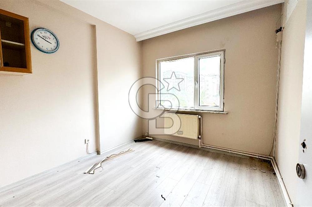 MALTEPE METRO DURAĞI VE E5'E ÇOK YAKIN KİRALIK BÜRO-OFİS