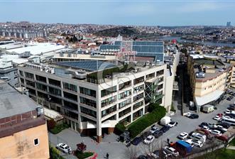 HALİÇ'TE RUHSATLI HER ŞEYİYLE HAZIR SAÇ EKİM MERKEZİ - 1 - 345696