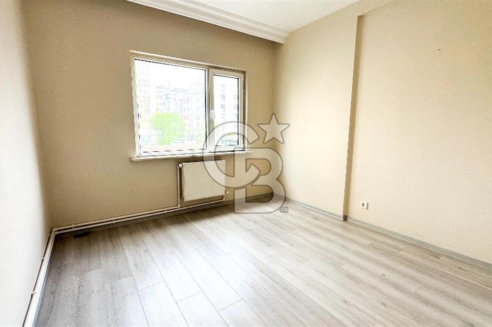 MALTEPE METRO DURAĞI VE E5'E ÇOK YAKIN KİRALIK BÜRO-OFİS