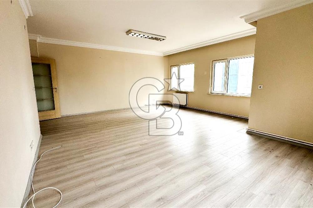 MALTEPE METRO DURAĞI VE E5'E ÇOK YAKIN KİRALIK BÜRO-OFİS