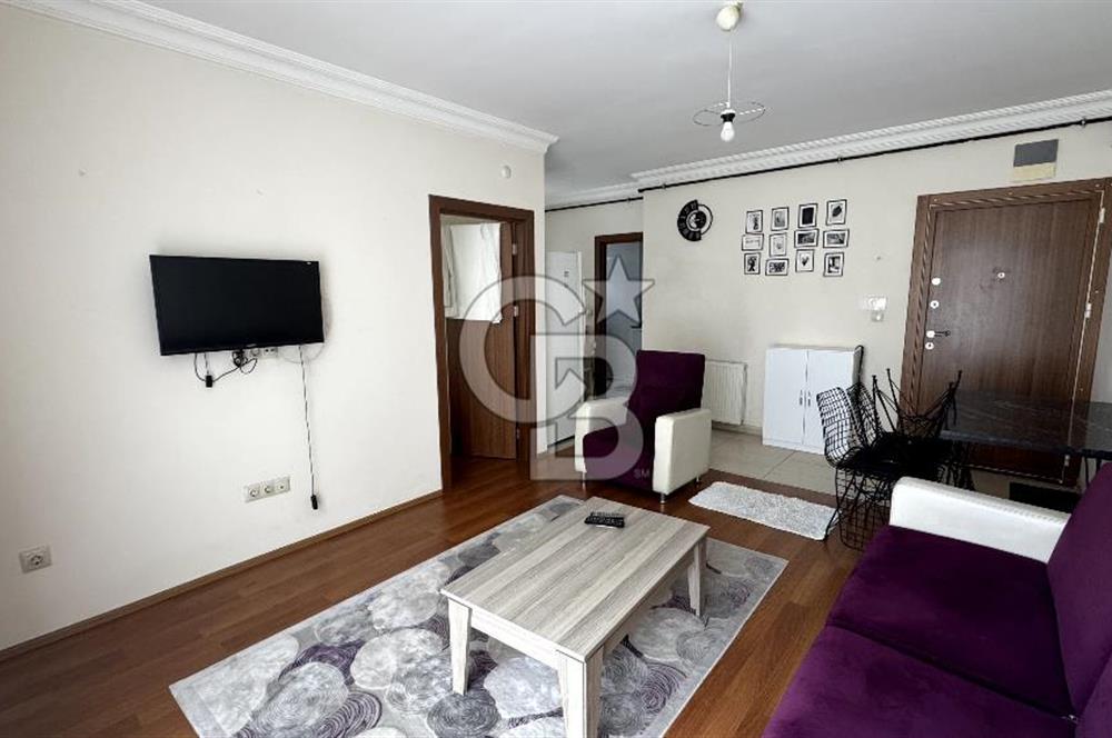 YEDİTEPE ÜNİVERSİTESİ ALT KAPISINA YAKIN KOMPLE SATILIK BİNA