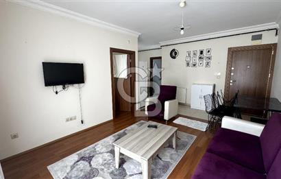 YEDİTEPE ÜNİVERSİTESİ ALT KAPISINA YAKIN KOMPLE SATILIK BİNA