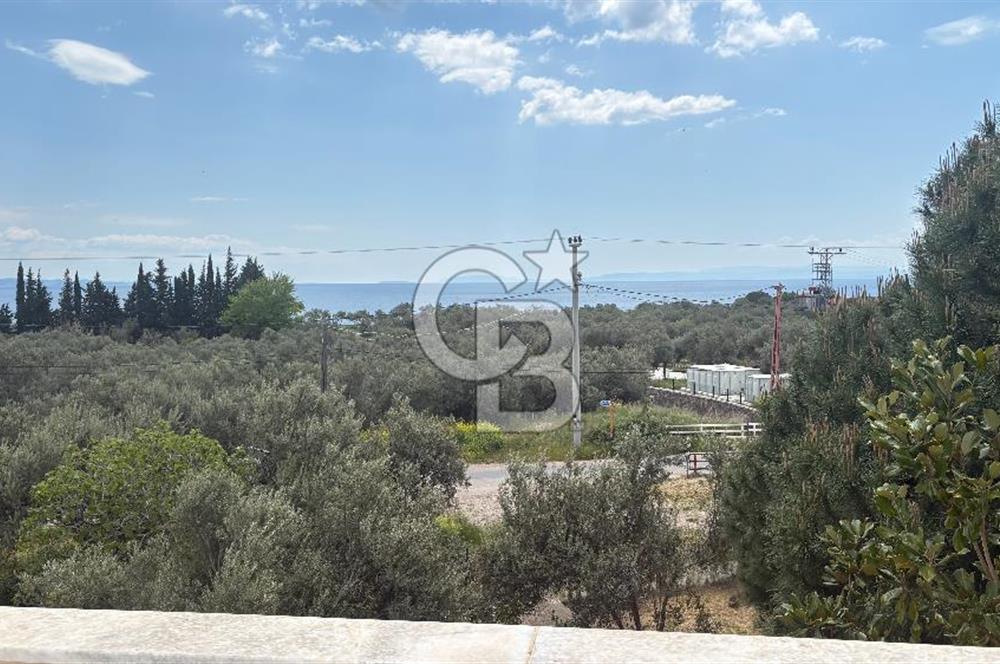 ÇANAKKALE AYVACIK AHMETÇE'DE DENİZ MANZARALI SATILIK VİLLA