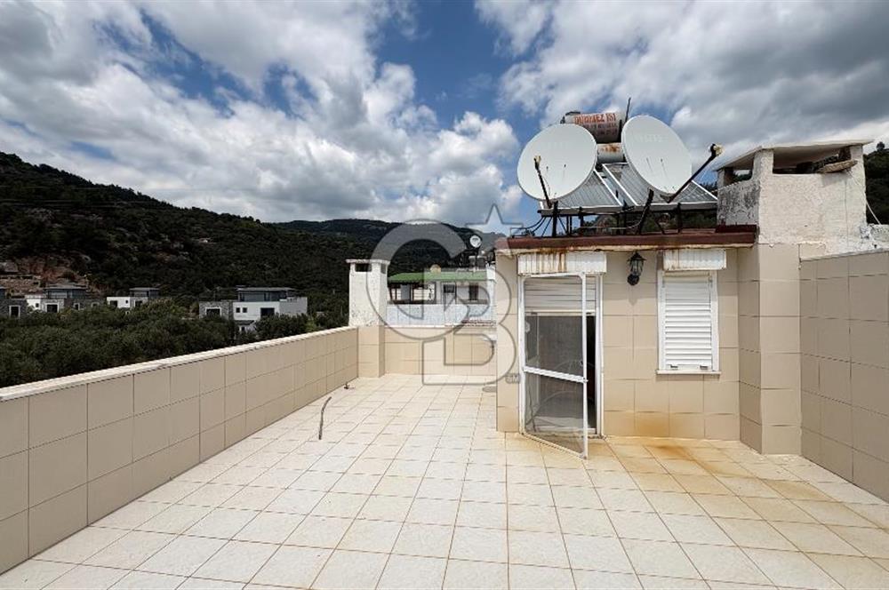 ÇANAKKALE AYVACIK AHMETÇE'DE DENİZ MANZARALI SATILIK VİLLA