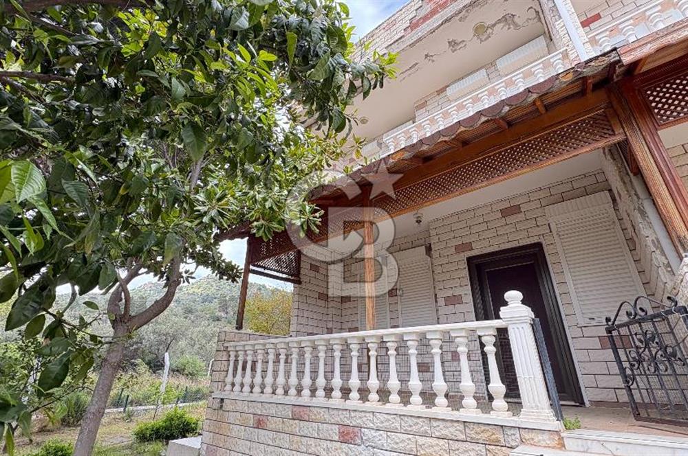 ÇANAKKALE AYVACIK AHMETÇE'DE DENİZ MANZARALI SATILIK VİLLA