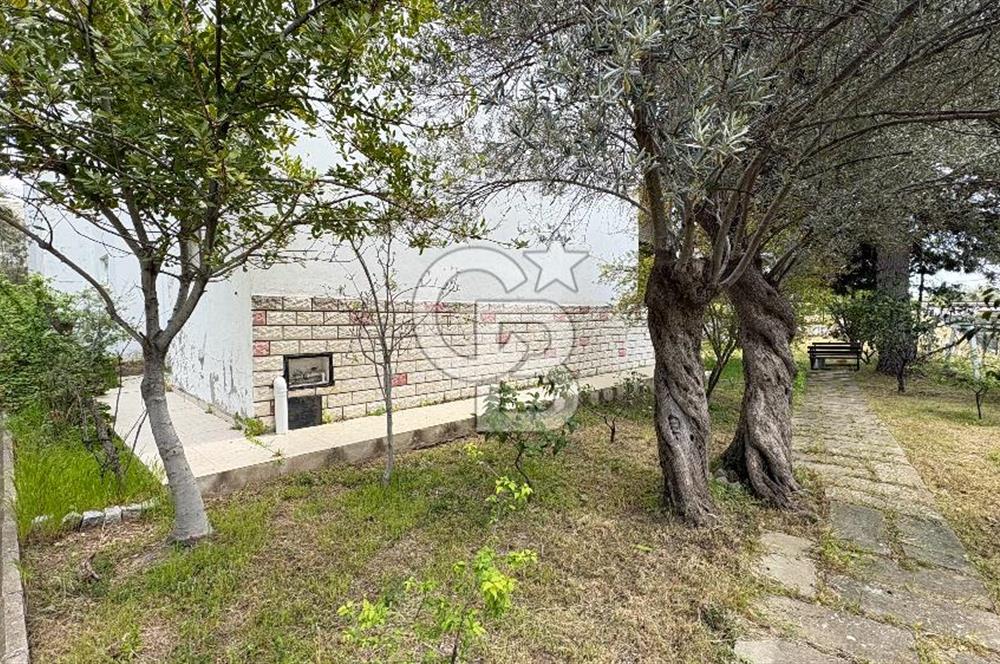 ÇANAKKALE AYVACIK AHMETÇE'DE DENİZ MANZARALI SATILIK VİLLA