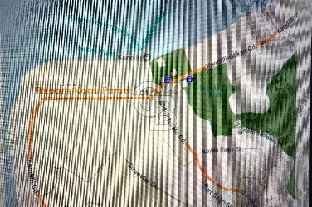 Kandilli de Satılık 4 Katlı Yol Yalısı