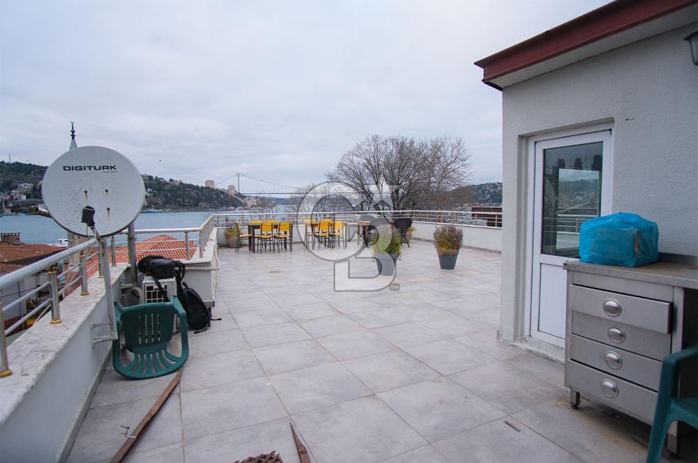 Kandilli de Satılık 4 Katlı Yol Yalısı