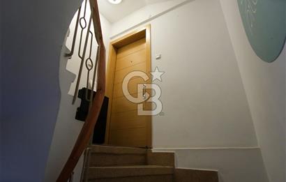 Kandilli de Satılık 4 Katlı Yol Yalısı