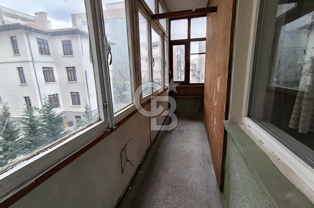 NECATİBEY CADDESİ ÜZERİNDE DAİRE/ OFİS ASANSÖRLÜ SATILIK