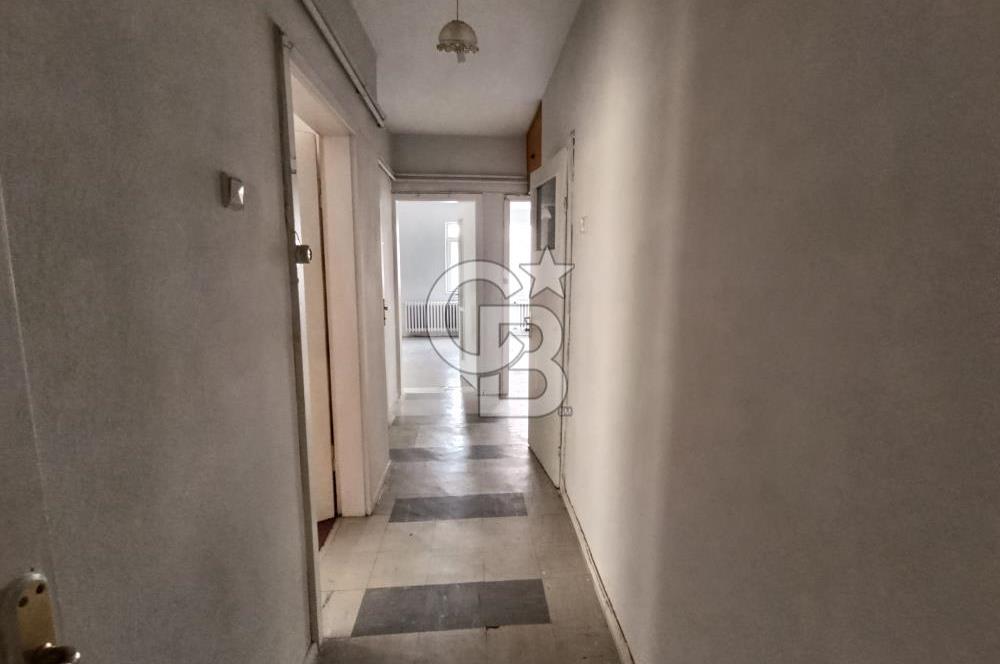 NECATİBEY CADDESİ ÜZERİNDE DAİRE/ OFİS ASANSÖRLÜ SATILIK