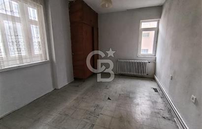 NECATİBEY CADDESİ ÜZERİNDE DAİRE/ OFİS ASANSÖRLÜ SATILIK