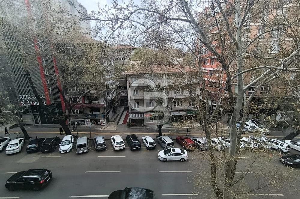 NECATİBEY CADDESİ ÜZERİNDE DAİRE/ OFİS ASANSÖRLÜ SATILIK