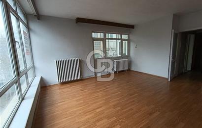 NECATİBEY CADDESİ ÜZERİNDE DAİRE/ OFİS ASANSÖRLÜ SATILIK