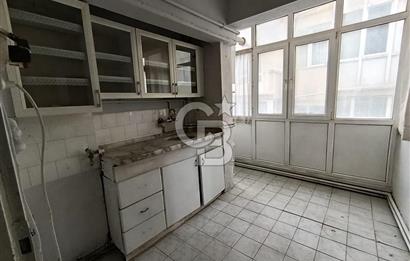 NECATİBEY CADDESİ ÜZERİNDE DAİRE/ OFİS ASANSÖRLÜ SATILIK