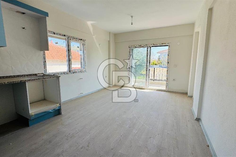 Foça Hacıveli Mah. Teraslı Satılık 2+1 Daire