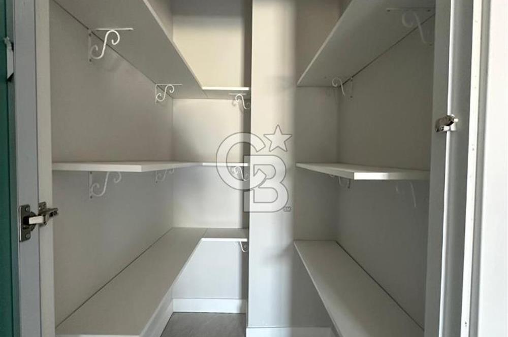 MEYDAN PARK'TA ARA KAT, DEPOLU, KİLERLİ 4+1 SATILIK DAİRE