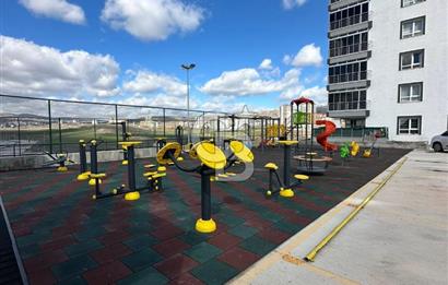 MEYDAN PARK'TA ARA KAT, DEPOLU, KİLERLİ 4+1 SATILIK DAİRE