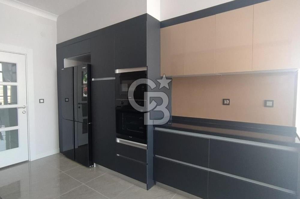 MEYDAN PARK'TA ARA KAT, DEPOLU, KİLERLİ 4+1 SATILIK DAİRE