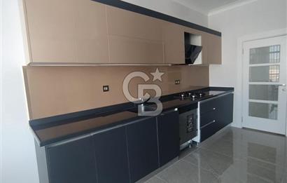 MEYDAN PARK'TA ARA KAT, DEPOLU, KİLERLİ 4+1 SATILIK DAİRE