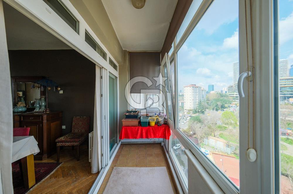 Levazım Sitesinde Satılık 3+1  Boğaz Manzaralı Daire