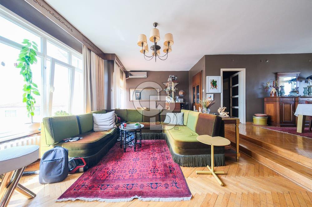 Levazım Sitesinde Satılık 3+1  Boğaz Manzaralı Daire