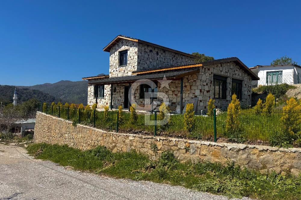 DİKİLİ YENİCE TAM MÜSTAKİL 3+1 DUBLEKS SATILIK TAŞ EV