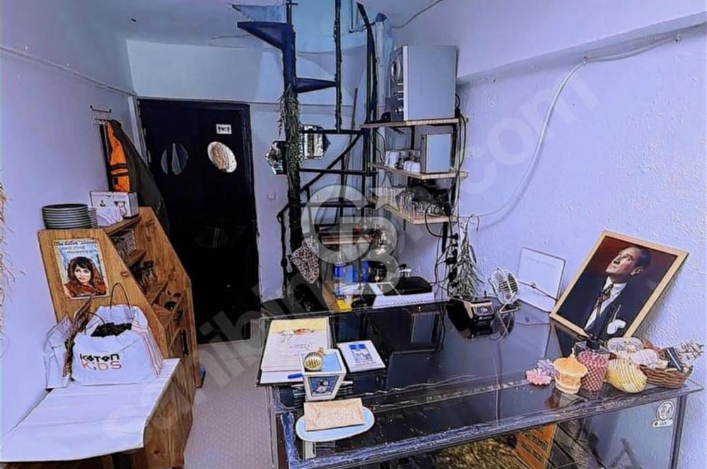 Tarihi Zeynel sokağı Devren Kiralık dükkan