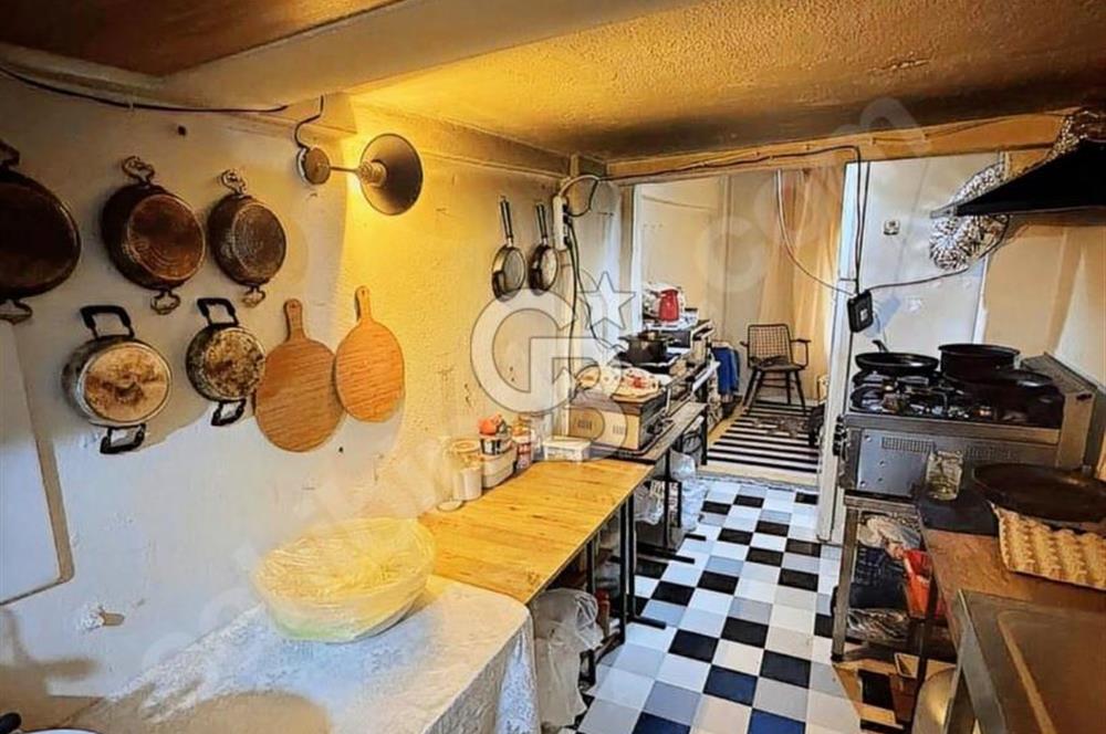 Tarihi Zeynel sokağı Devren Kiralık dükkan