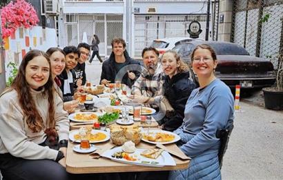 Tarihi Zeynel sokağı Devren Kiralık dükkan