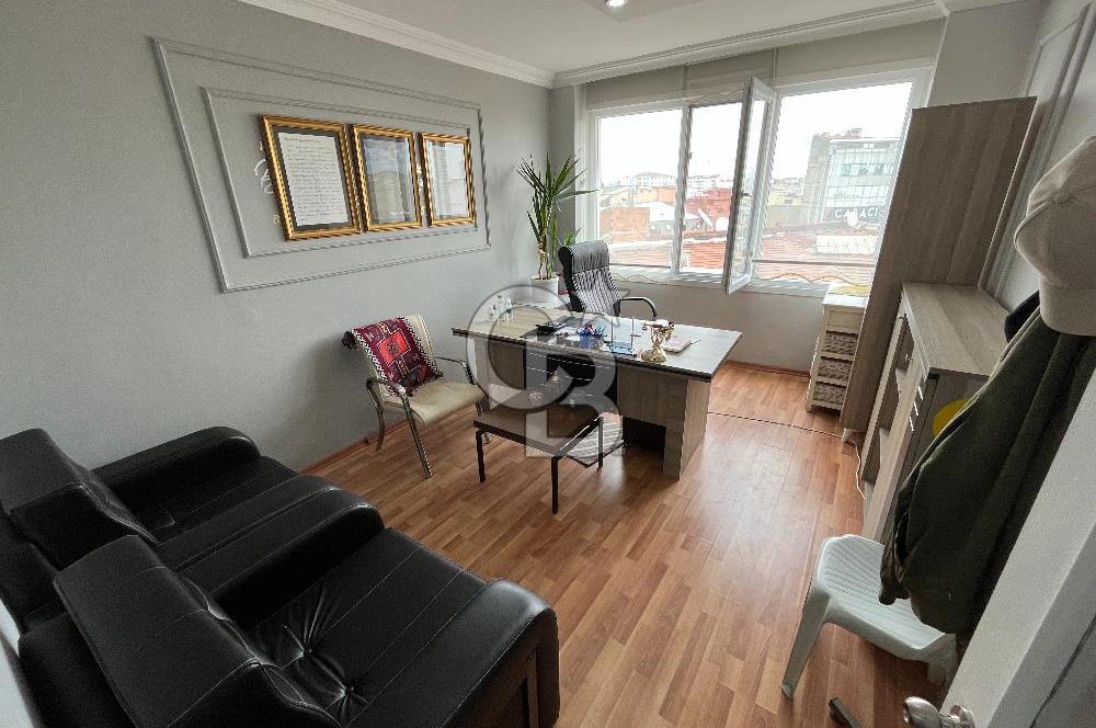 Gebze Merkez Yeni Çarşı Üzerinde Temiz, Masrafsız Satılık Ofis