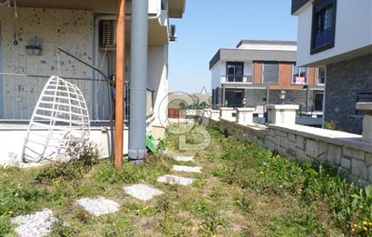 İzmir Seferihisar Akarca'da Deniz Manzaralı Dubleks Villa Satılık