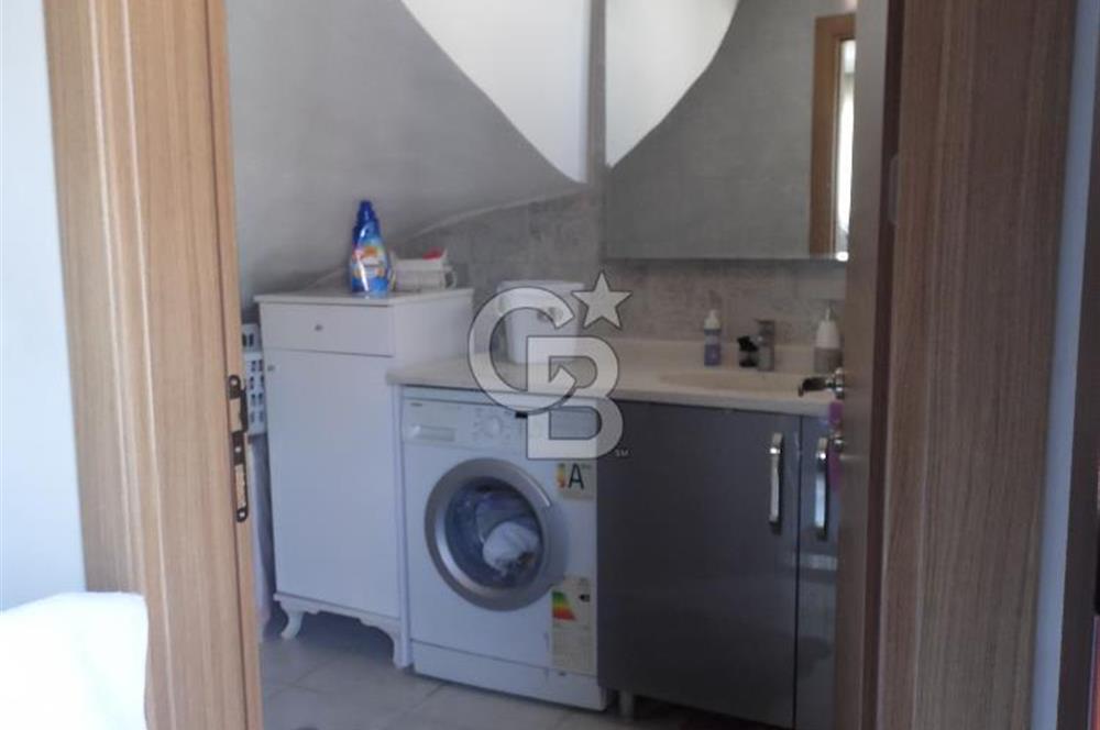 İzmir Seferihisar Akarca'da Deniz Manzaralı Dubleks Villa Satılık