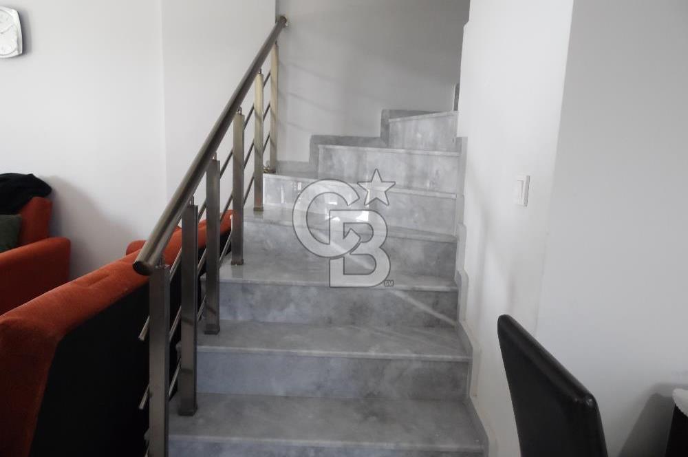 İzmir Seferihisar Akarca'da Deniz Manzaralı Dubleks Villa Satılık