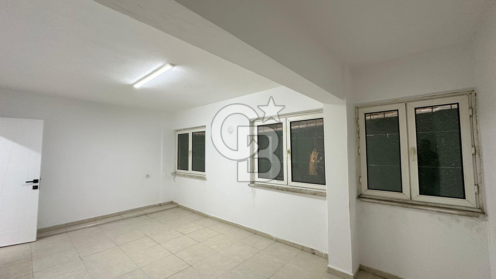 Çınara Yakın 70 m² Bahçeli Yerden Isıtmalı Kiralık Ofis/Büro