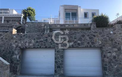 YALIKAVAK KIZILBURUNDA FULL DENİZ MANZARALI 4+2 HAVUZLU VİLLA