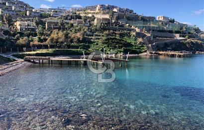 YALIKAVAK KIZILBURUNDA FULL DENİZ MANZARALI 4+2 HAVUZLU VİLLA