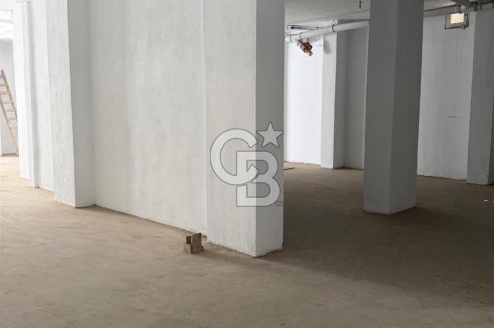Karşıyaka'da Satılık İşyeri 