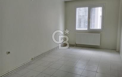 NERGİZ'DE MERKEZİ KONUMDA 2+1 TADİLATLI KİRALIK DAİRE