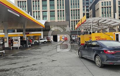 BEYLİKDÜZÜ E-5'İN DİBİNDE KİRALIK 250 M2 DÜKKAN 