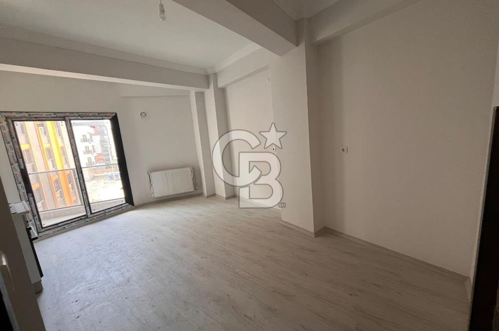 MENEMEN SEYREK KASAPLAR MEYDAN YAKINI KİRALIK 1+1 DAİRE