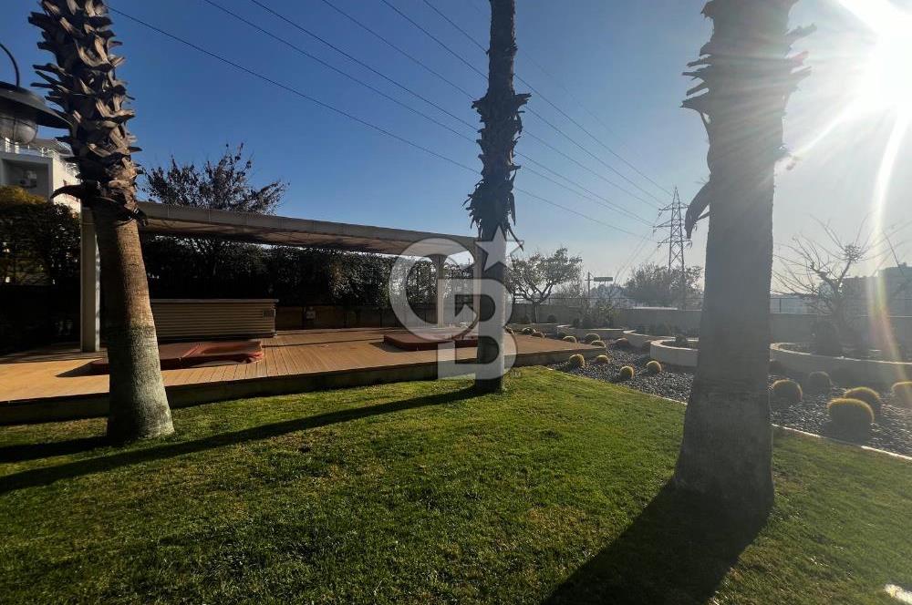 Karşıyaka Soyak Siesta Blue’da Eşyalı 1+1 Kiralık Daire