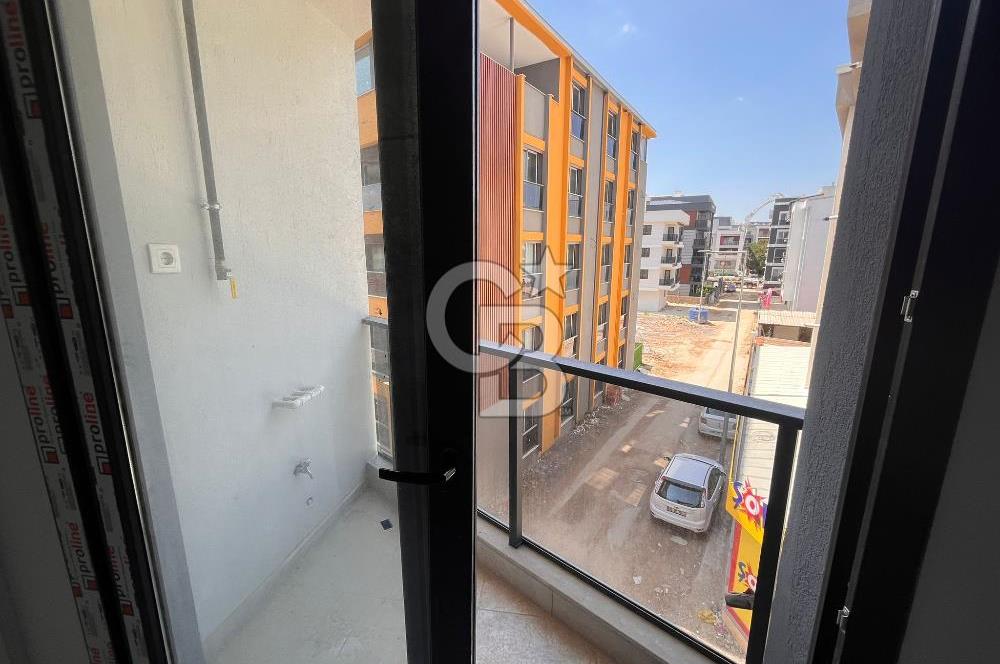 MENEMEN SEYREK KASAPLAR MEYDAN YAKINI KİRALIK 1+1 DAİRE