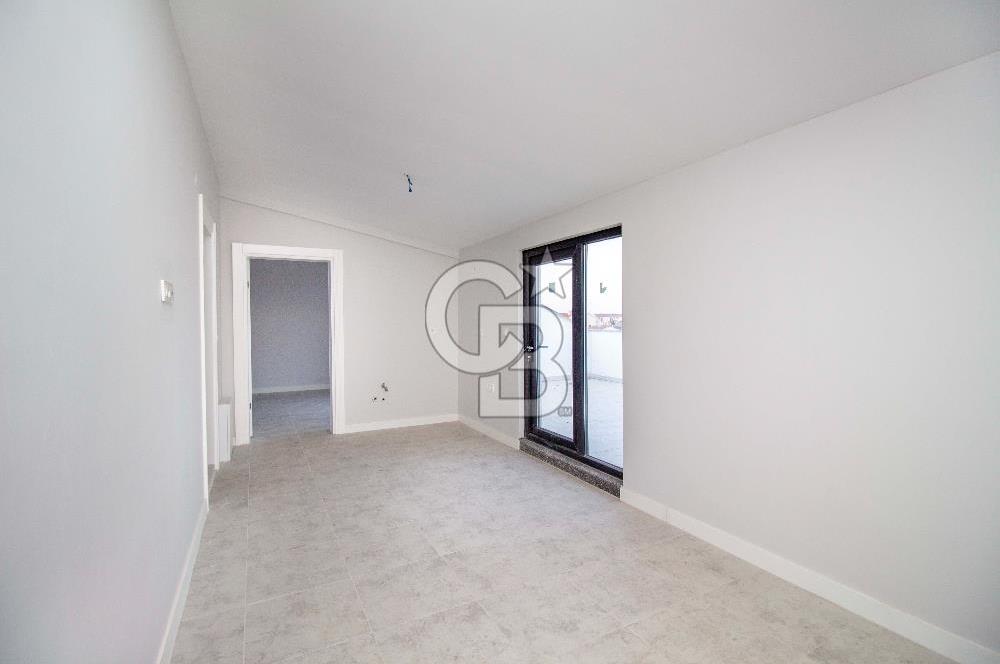 BAHÇELİEVLER'DE SATILIK "2+1" VE "ÜST KAT EKSTRA ALANLI 1+1"