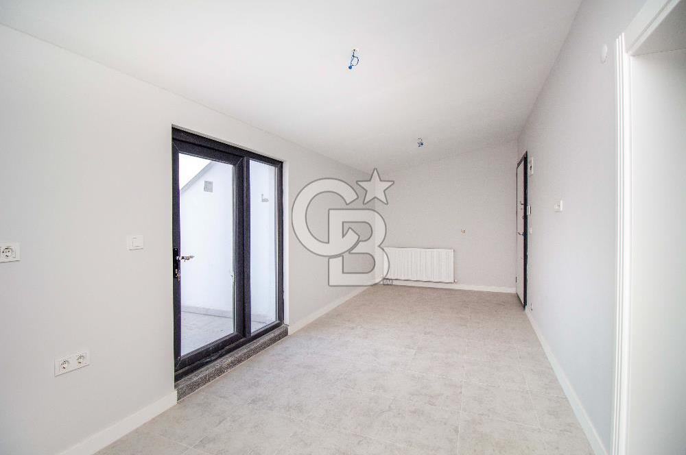 BAHÇELİEVLER'DE SATILIK "2+1" VE "ÜST KAT EKSTRA ALANLI 1+1"