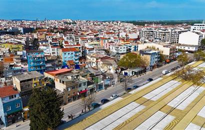 Çanakkale Merkez Cuma Pazarı Karşısı Satılık Komple Bina !