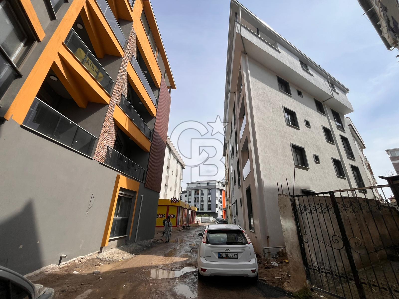 MENEMEN SEYREK KASAPLAR MEYDAN YAKINI KİRALIK 1+1 DAİRE