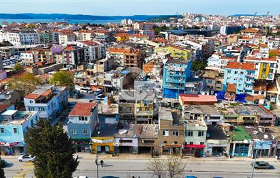 Çanakkale Merkez Cuma Pazarı Karşısı Satılık Komple Bina !